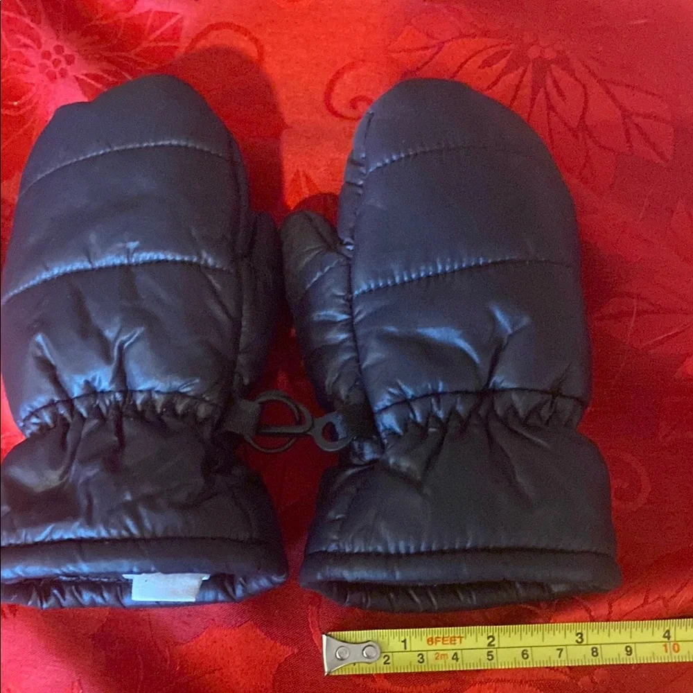 Baby Gap Black Quilted Mittens